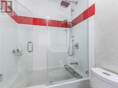 5599 Brenchley Avenue, Mississauga (East Credit), ON - Indoor Photo Showing Bathroom