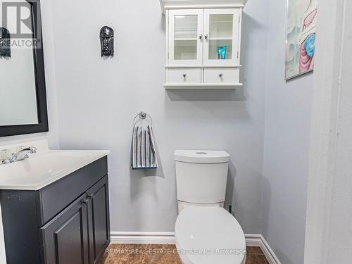 5599 Brenchley Avenue, Mississauga (East Credit), ON - Indoor Photo Showing Bathroom