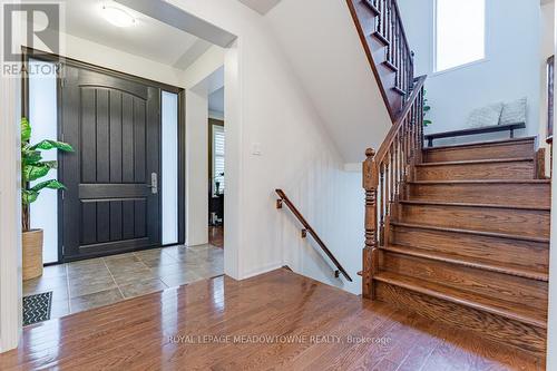 725 Switzer Crescent, Milton (Coates), ON - Indoor Photo Showing Other Room