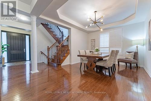 725 Switzer Crescent, Milton (Coates), ON - Indoor Photo Showing Dining Room