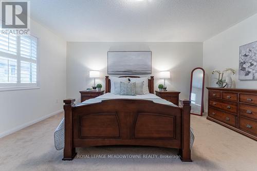 725 Switzer Crescent, Milton (Coates), ON - Indoor Photo Showing Bedroom