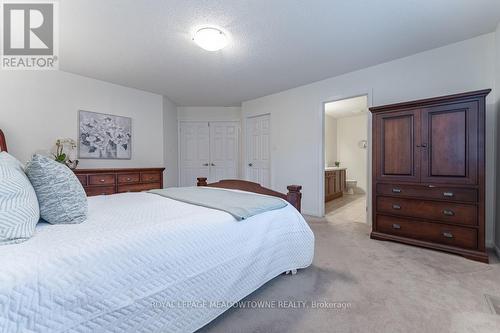 725 Switzer Crescent, Milton (Coates), ON - Indoor Photo Showing Bedroom