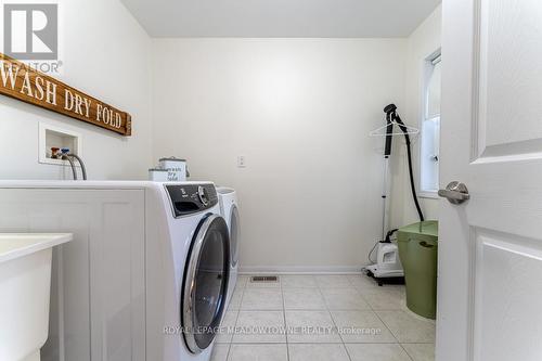 725 Switzer Crescent, Milton (Coates), ON - Indoor Photo Showing Laundry Room