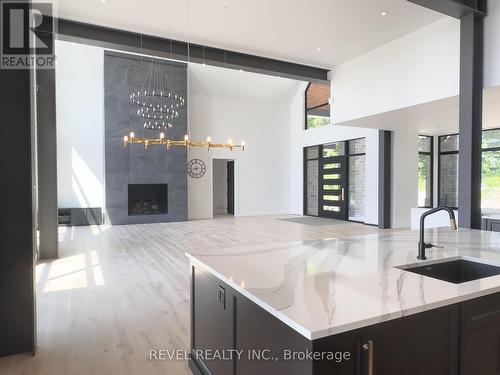 254 Melissa Lane, Tiny, ON - Indoor Photo Showing Kitchen