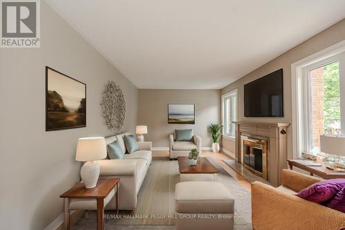 36 Falling Brook Drive, Barrie (Bayshore), ON - Indoor Photo Showing Living Room With Fireplace