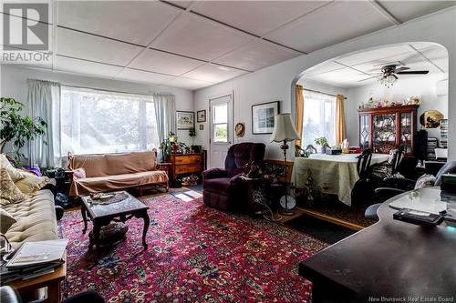 8 Picadilly Road, Picadilly, NB - Indoor Photo Showing Living Room