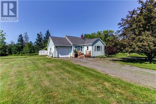 8 Picadilly Road, Picadilly, NB - Outdoor