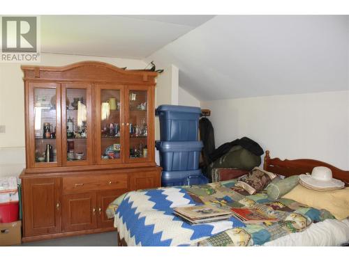 1598 Quast Road, Seymour Arm, BC - Indoor Photo Showing Bedroom