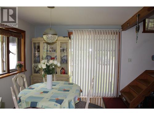 1598 Quast Road, Seymour Arm, BC - Indoor Photo Showing Dining Room