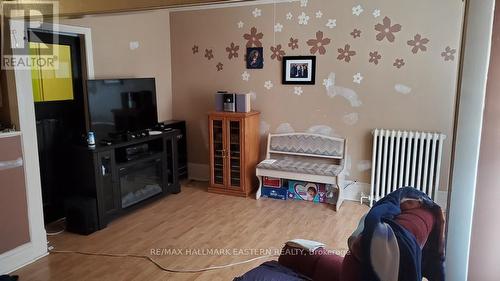 33 Colborne Street, Kawartha Lakes (Fenelon Falls), ON - Indoor Photo Showing Other Room