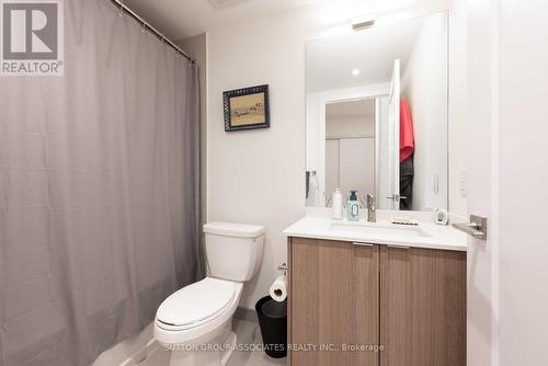 318 - 840 St Clair Avenue W, Toronto (Oakwood Village), ON - Indoor Photo Showing Bathroom