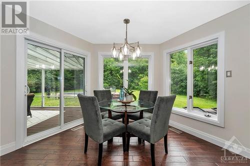 8 Weldale Drive, Ottawa, ON - Indoor Photo Showing Dining Room