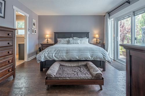 11888 Lambert Drive, Coldstream, BC - Indoor Photo Showing Bedroom