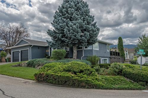 11888 Lambert Drive, Coldstream, BC - Outdoor