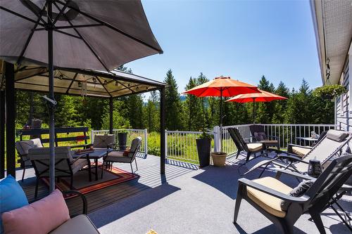 1845 Cardinal Creek Road, Kelowna, BC - Outdoor With Deck Patio Veranda With Exterior