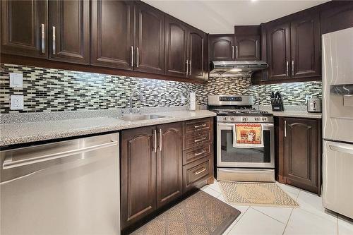 56 Bosworth Street, Hamilton, ON - Indoor Photo Showing Kitchen With Upgraded Kitchen