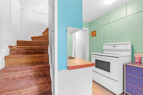 94 East 35Th Street, Hamilton, ON - Indoor Photo Showing Other Room