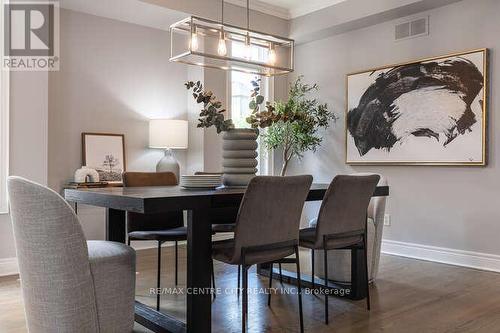 332 Chambers Place, London, ON - Indoor Photo Showing Dining Room