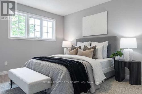 332 Chambers Place, London, ON - Indoor Photo Showing Bedroom