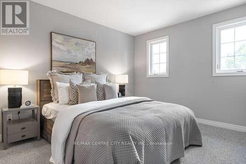 332 Chambers Place, London, ON - Indoor Photo Showing Bedroom