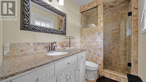 1681 Vaughan Drive, Caledon (Caledon Village), ON - Indoor Photo Showing Bathroom