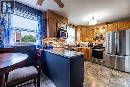 7 Drugget Place, St John'S, NL - Indoor Photo Showing Kitchen