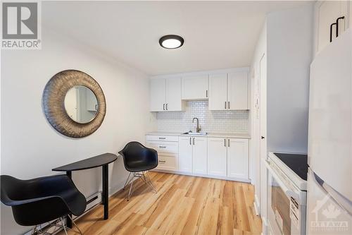 70 Cobourg Street, Ottawa, ON - Indoor Photo Showing Other Room
