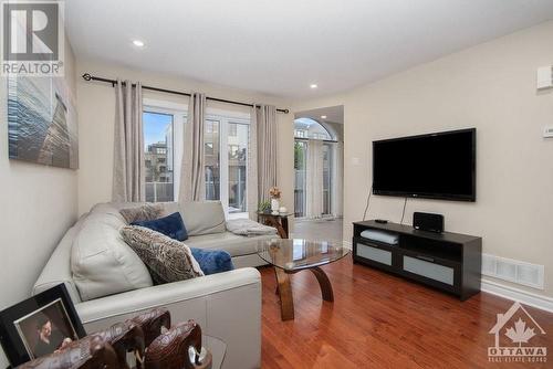 129 Mancini Way, Ottawa, ON - Indoor Photo Showing Living Room