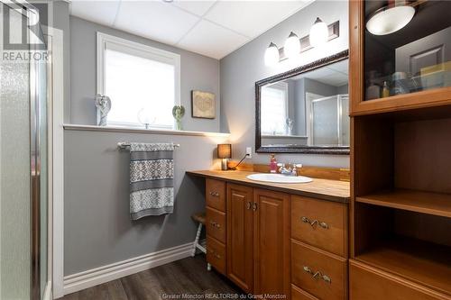 11 Darla Crt, Moncton, NB - Indoor Photo Showing Bathroom