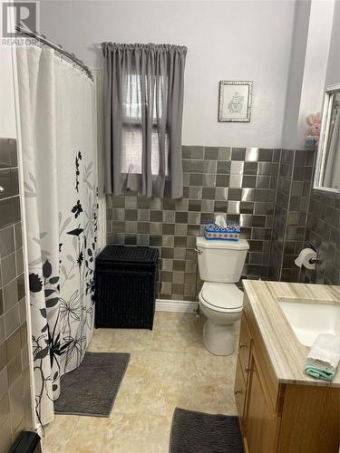 83 West Street, Stephenville, NL - Indoor Photo Showing Bathroom