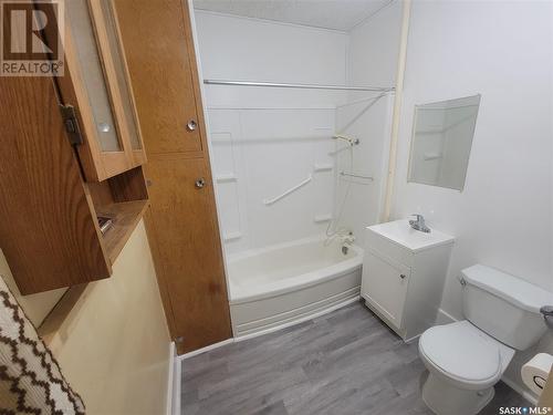 202 Irvine Street, Cut Knife, SK - Indoor Photo Showing Bathroom