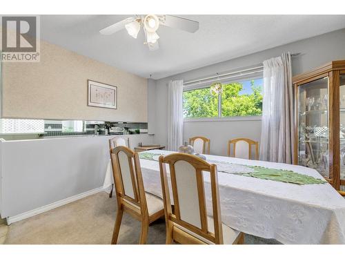 660 Sparrow Road, Kelowna, BC - Indoor Photo Showing Dining Room