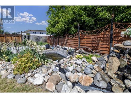 660 Sparrow Road, Kelowna, BC - Outdoor