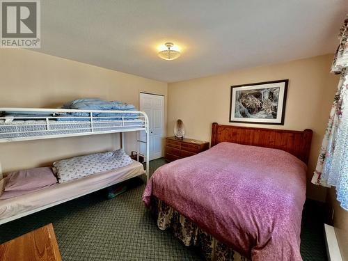 5790 Timothy Lake Road, Lac La Hache, BC - Indoor Photo Showing Bedroom