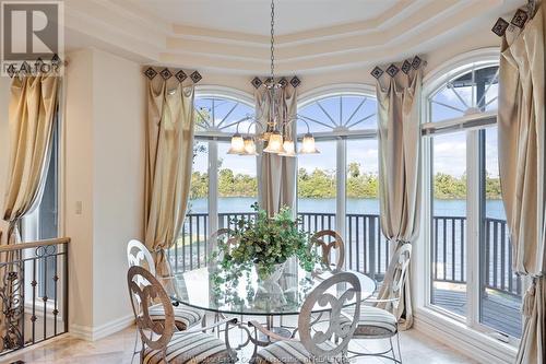 350 Crystal Bay Drive, Amherstburg, ON - Indoor Photo Showing Dining Room