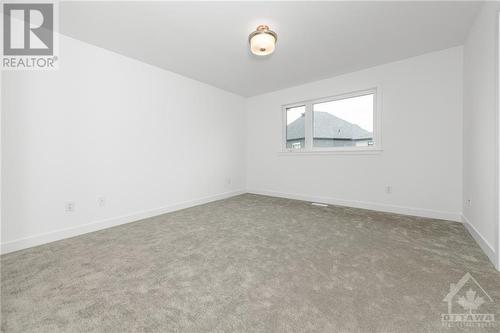 2325 Goldhawk Drive, Ottawa, ON - Indoor Photo Showing Other Room