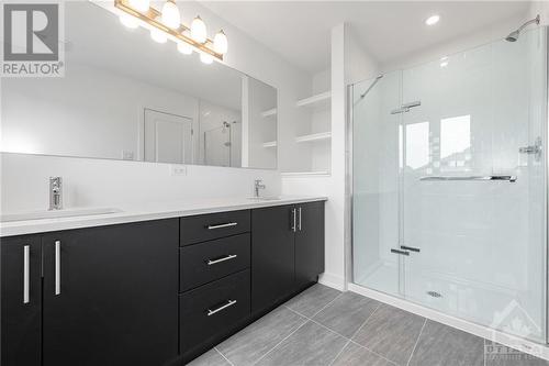 2325 Goldhawk Drive, Ottawa, ON - Indoor Photo Showing Bathroom