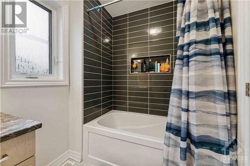 62 Viceroy Mews, Ottawa, ON - Indoor Photo Showing Bathroom