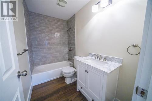 25 Marcombe, Lower Coverdale, NB - Indoor Photo Showing Bathroom