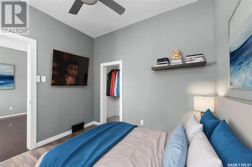 1040 Ominica Street E, Moose Jaw, SK - Indoor Photo Showing Bedroom