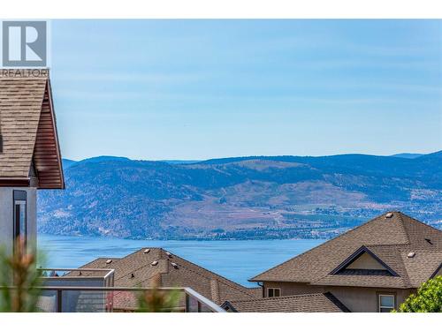 757 Crozier Avenue, Kelowna, BC - Outdoor With Body Of Water With View