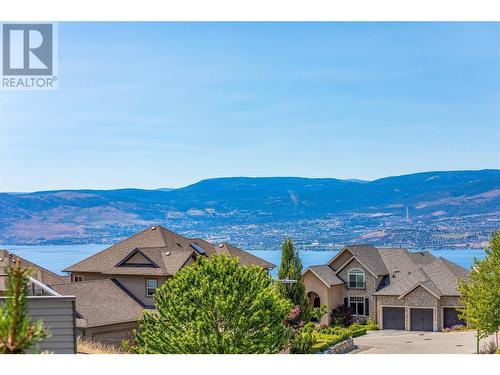 757 Crozier Avenue, Kelowna, BC - Outdoor With Body Of Water