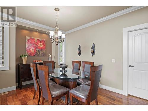 1429 Black Mountain Crescent, Kelowna, BC - Indoor Photo Showing Dining Room