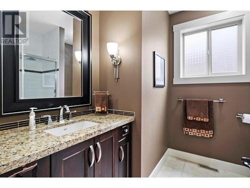 1429 Black Mountain Crescent, Kelowna, BC - Indoor Photo Showing Bathroom