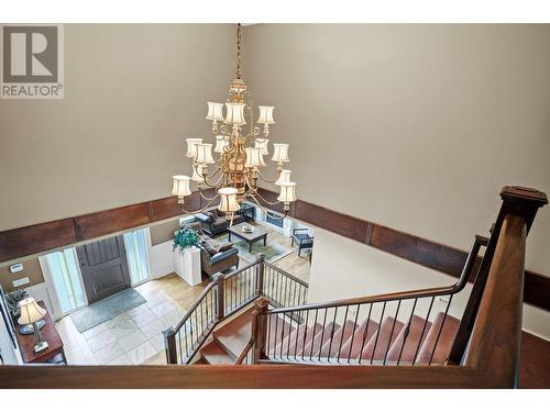 1429 Black Mountain Crescent, Kelowna, BC - Indoor Photo Showing Dining Room