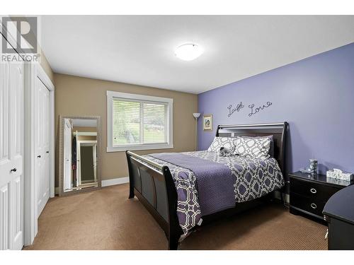 1429 Black Mountain Crescent, Kelowna, BC - Indoor Photo Showing Bedroom