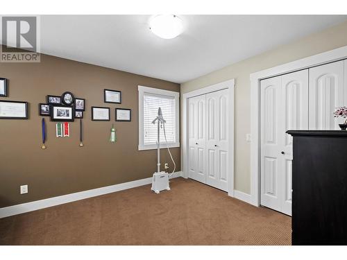 1429 Black Mountain Crescent, Kelowna, BC - Indoor Photo Showing Other Room