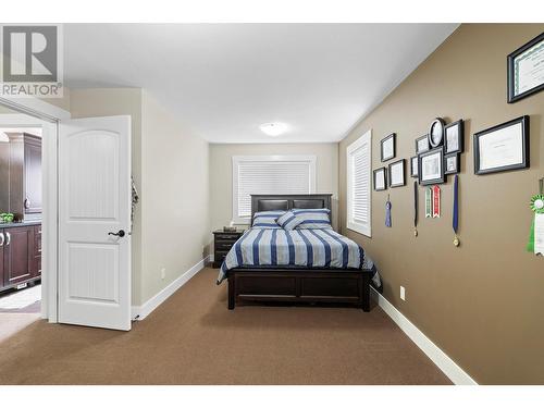 1429 Black Mountain Crescent, Kelowna, BC - Indoor Photo Showing Bedroom