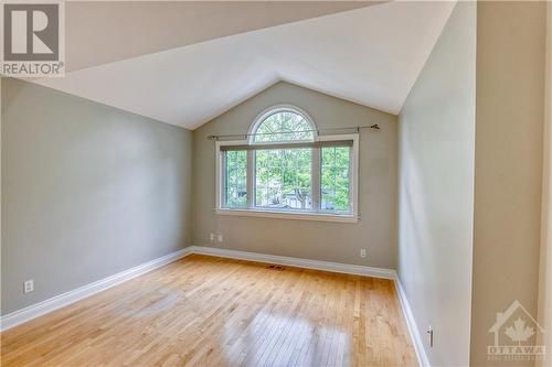 23 Kilbarry Crescent, Ottawa, ON - Indoor Photo Showing Other Room