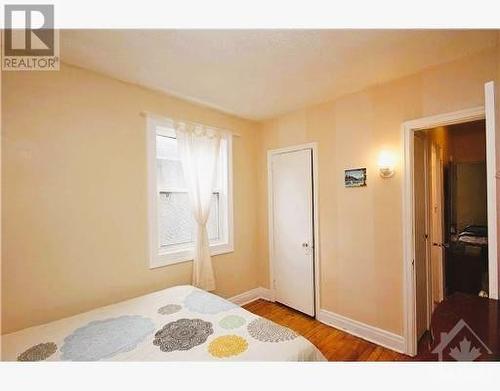 374 Brant Street, Ottawa, ON - Indoor Photo Showing Bedroom